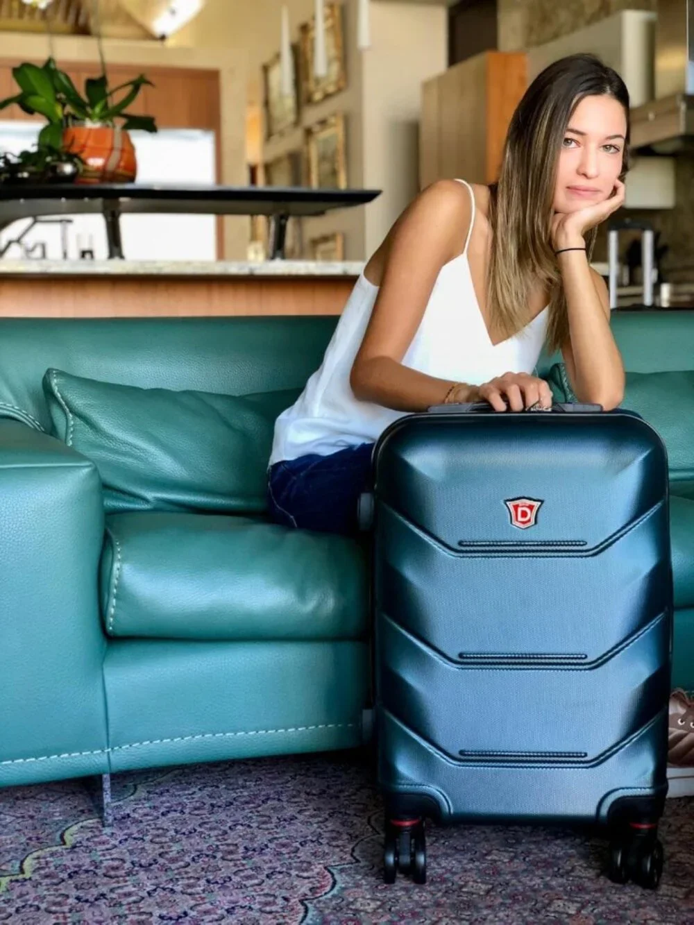 Lightweight 26-Inch Hardside Spinner Luggage - Stylish Green Travel Suitcase